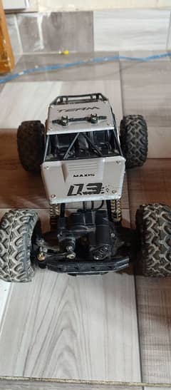 RC CAR GUN REMOTE CAR 4x4 SPEED POWERFUL CAR condition 10/9.5