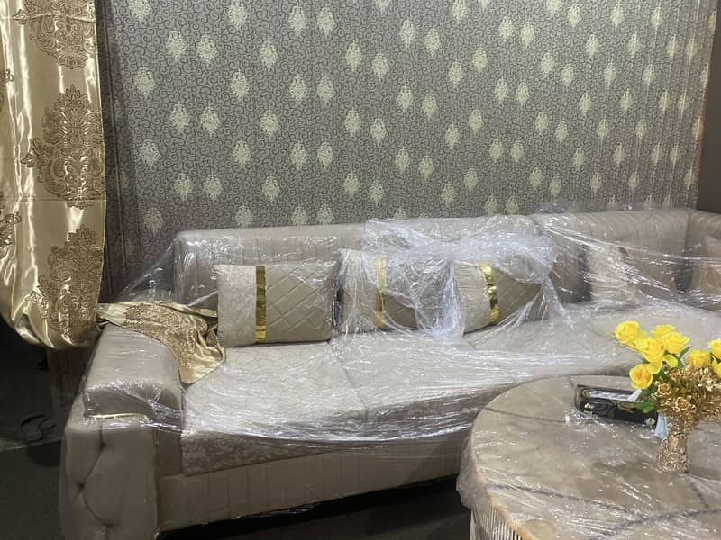 L shaped sofa set/ round table/ coffee table 3