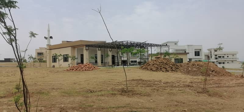 13 MARLA BOULEVARD CORNER PLOT AVAILABLE FOR SALE IN BLOCK G 9