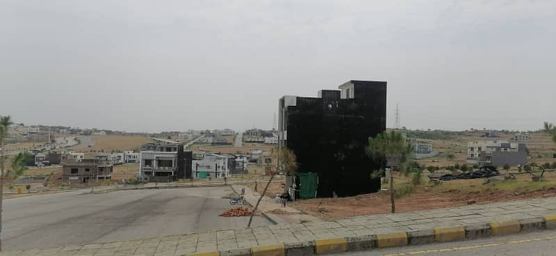 13 MARLA BOULEVARD CORNER PLOT AVAILABLE FOR SALE IN BLOCK G 10