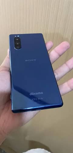 Sony Xperia 5