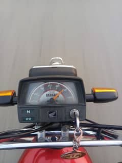 Honda CD 70 2020