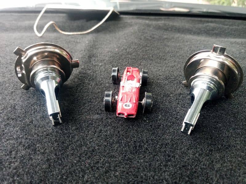 Car LED Headlight Bulbs (H4) Brand New 6