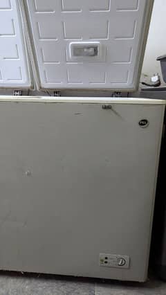 Pel deep freezer 2 doors