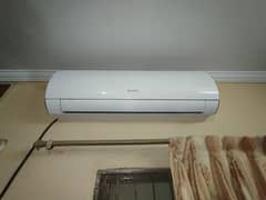 Gree Inverter Split AC 1.5 Ton