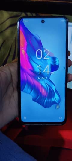 tecno camon 18p (8/128)