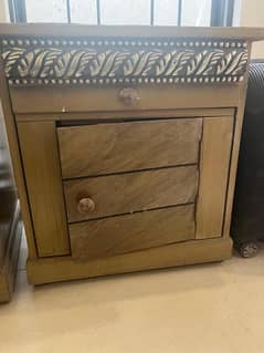Used Queen size bed