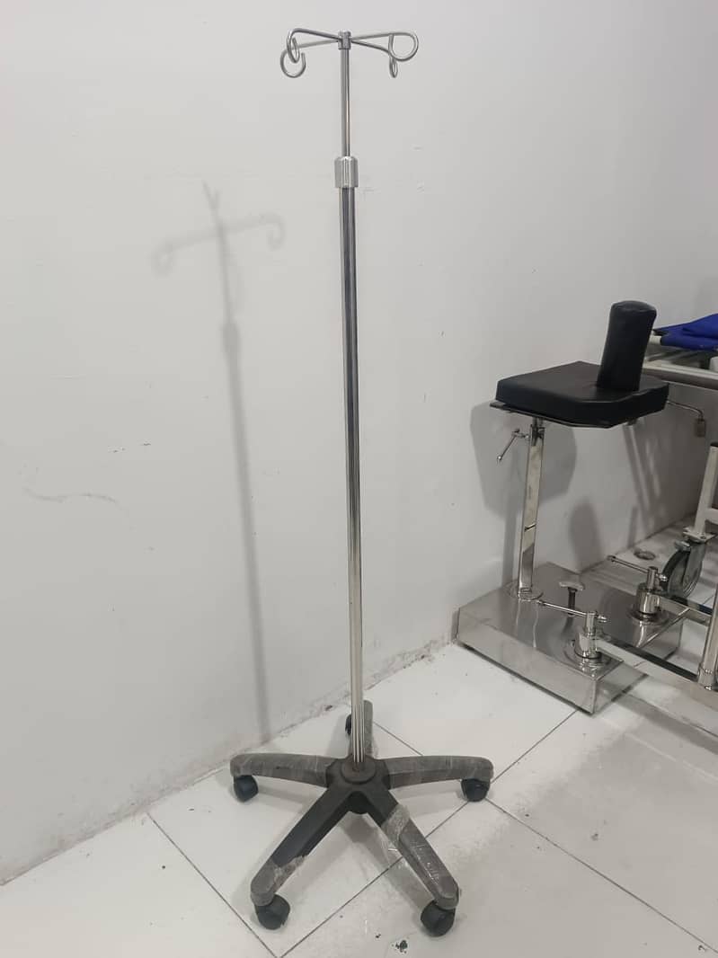 Iv pole Drip Stand Patient Revolving Stool Examination Couch Hijama Be 10