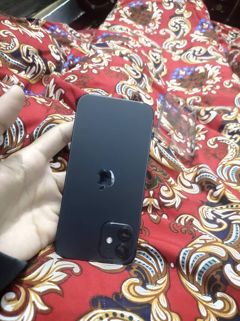 Urgent Sale : iPhone 12 14