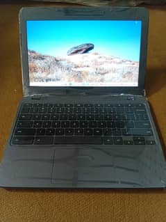 CTL Chromebook briefcase model and rotatable camera