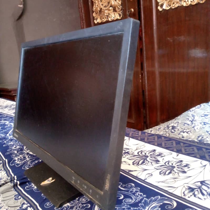 Core i5 3rd Gen PC with 22” LCD, SSD + 1TB HDD – Full Setup 4