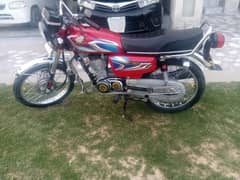 Honda 125cc 22 model Islamabad no samart card,file or biometric