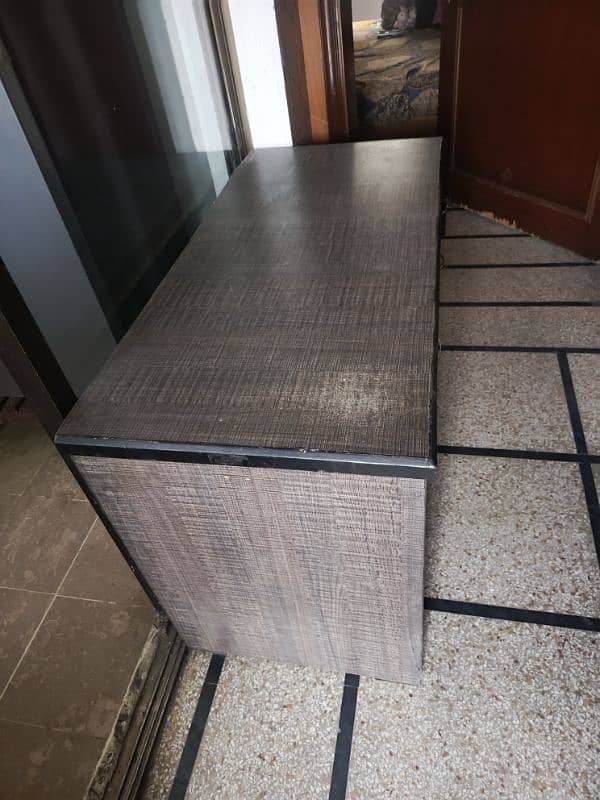 Study Table / Reception Table 1