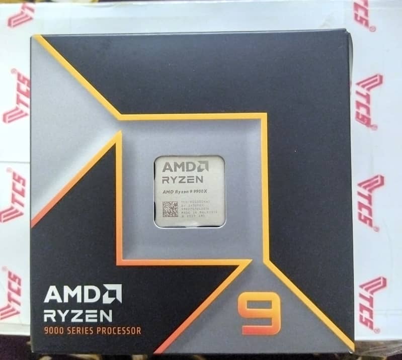 AMD Ryzen 9 9900X with box 0