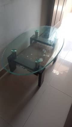 kanch and wooden table