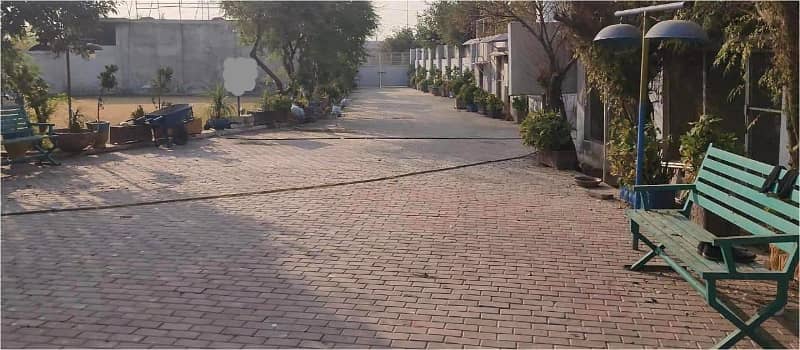 7 kanal Plot with Building on Main Express Way Interchange Big Front On Rent 9
