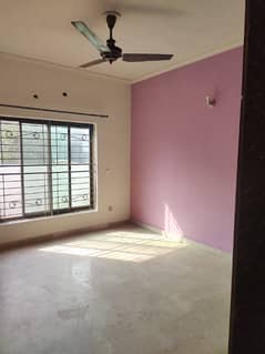 8 MARLA LOWER PORTION AVAILABLE FOR RENT IN DHA RAHBER 11 SECTOR 1