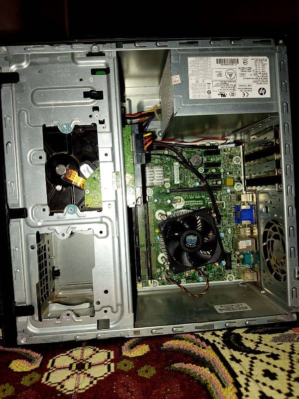 HP tower PC desktop core i3 4th generation (just CPU) 1