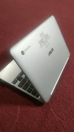 Asus chrombook touch & type