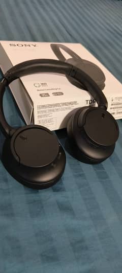 Sony headphones WH-CH720N - noise cancelling - Wireless & Wired both