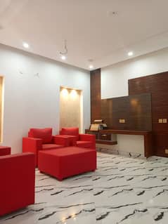 5 Marla lower Portion For Rent, Sadat College town College Road Lahore.