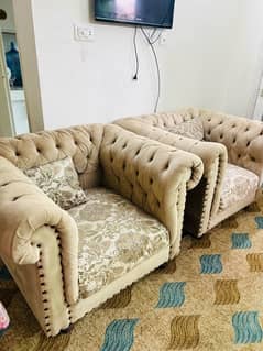 3 seater and 5 seater