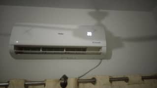 HAIER DC INVERTER AC 1. TON UNIT