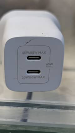 belkin Dual PD port Superfast charging supported