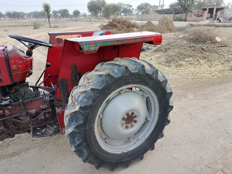 MF 240 Madel 2002 H 4