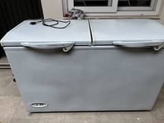 Wave’s refrigerator and freezer combo