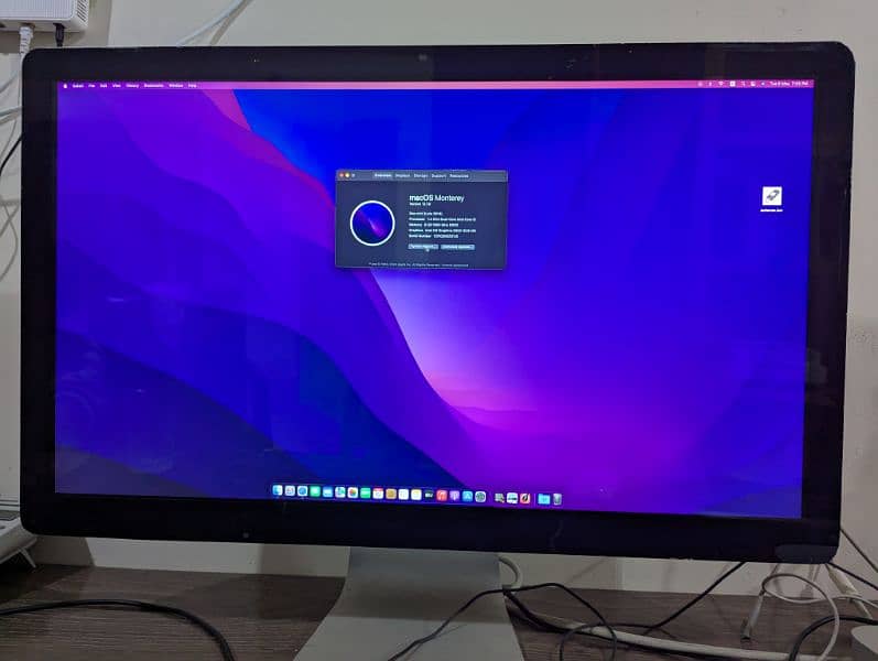 apple Mac mini 2014 i5 8gb ram 1.5 gpu with 27in apple display 1