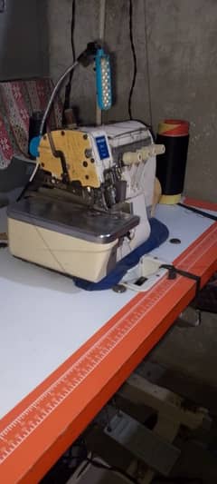 overlock machine
