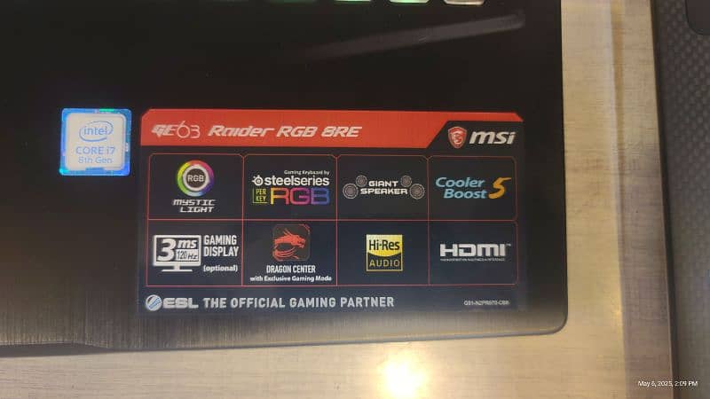 MSI Raider Ge63 - GTX 1060 - Gaming Laptop House 4