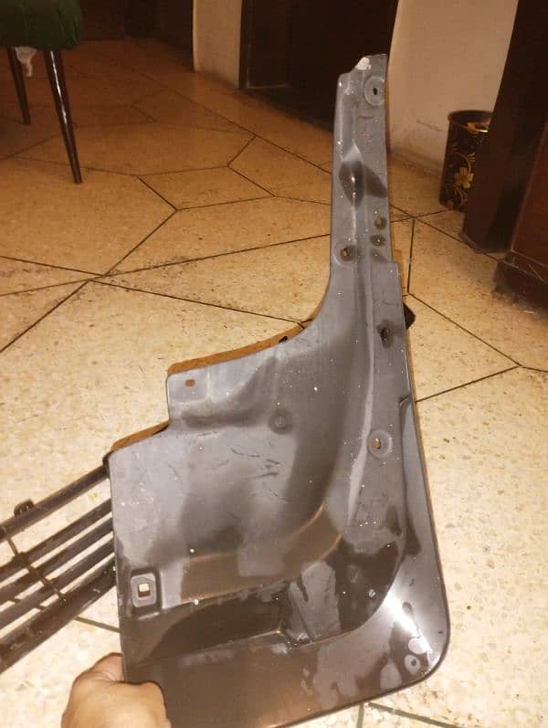 Alto Japan  bounat repairable with original seal Toyota grill and mud 12