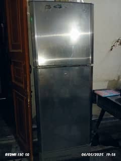 2nd hand fridge for sale