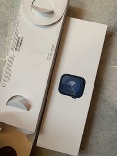 Apple series 9 smart watch with box