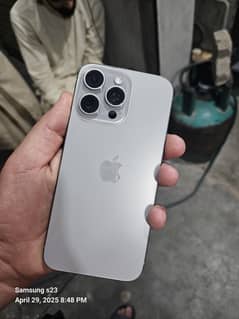 I phone 15 promax 256gb natural titanium with full box