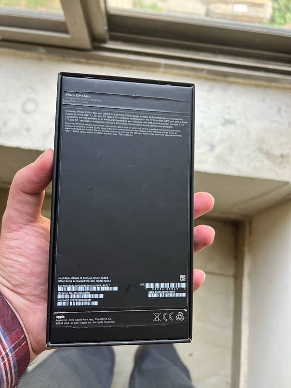 iPhone 13 Pro Max non-PTA 10 x 10 condition with box 5