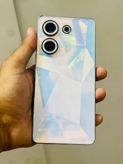 Tecno Camon 20 8+8/256 front Finger without open Full box