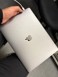 MacBook Pro 13. inch 2020 8/256