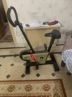 Exercise cycle in good condition