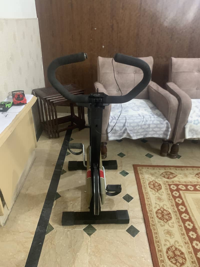 Exercise cycle in good condition 2