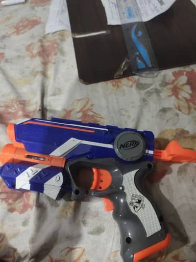 NERF ELITE FIRESTRIKE WITH LAZER