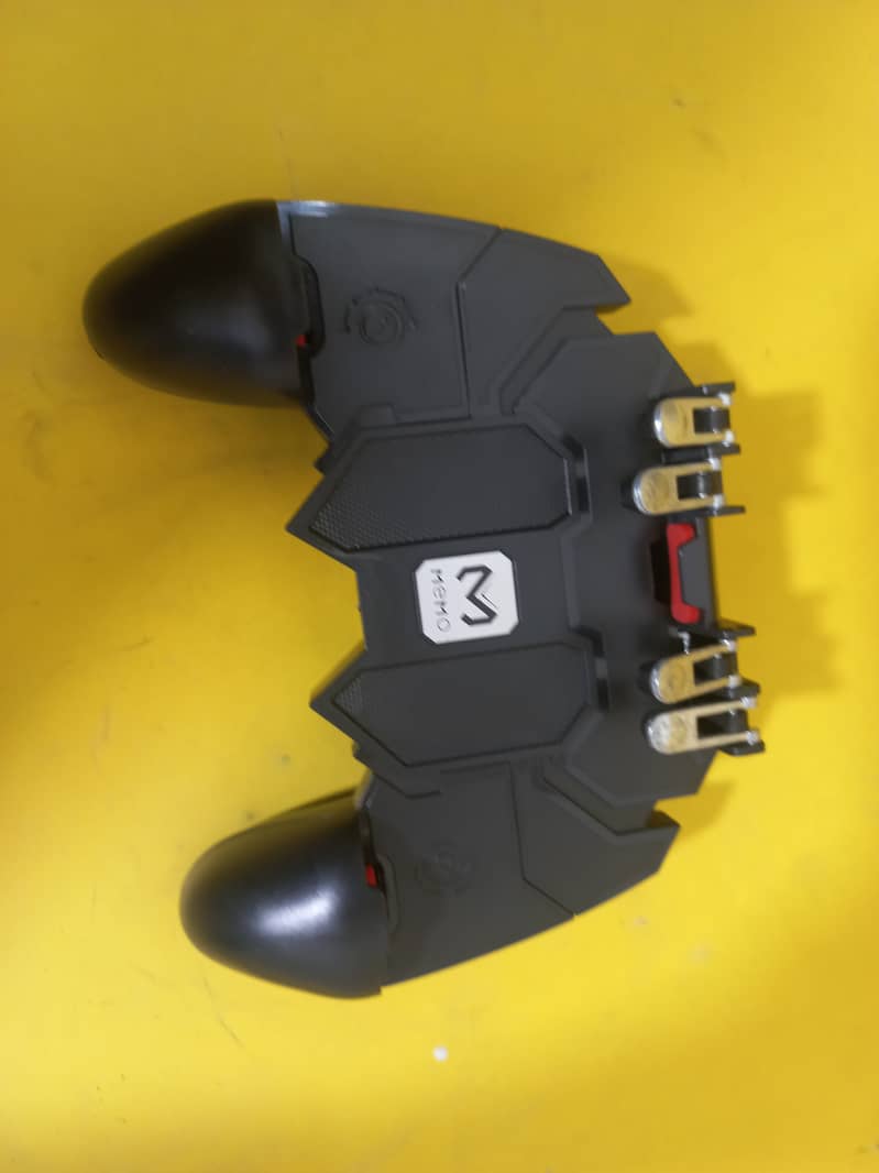 Pubg Mobile Controller Trigger Six Finger Joystick & Gamepad AK66 4