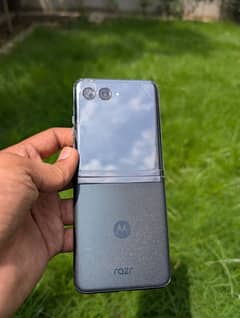 Motorola razr 40 ultra flip mobile