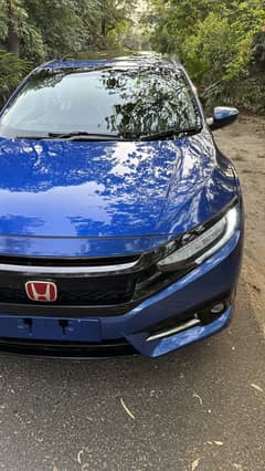 Honda civic RS Turbo 1.5 in showroom condition