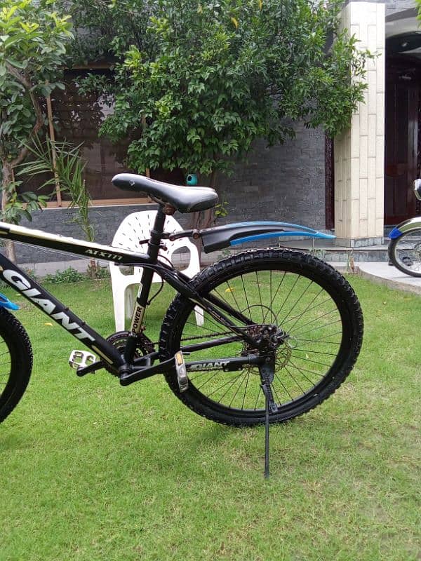 Gears Disc brakes or front shawkhs wali cycle size 26 3