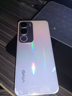 vivo y19s 4+4 128 for sall