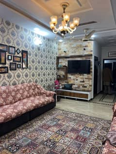 10-Marla Dream House Available For Sale