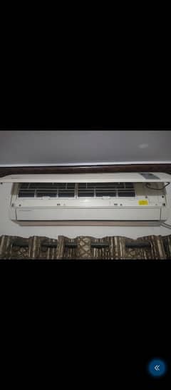 Gree 1 ton split ac
